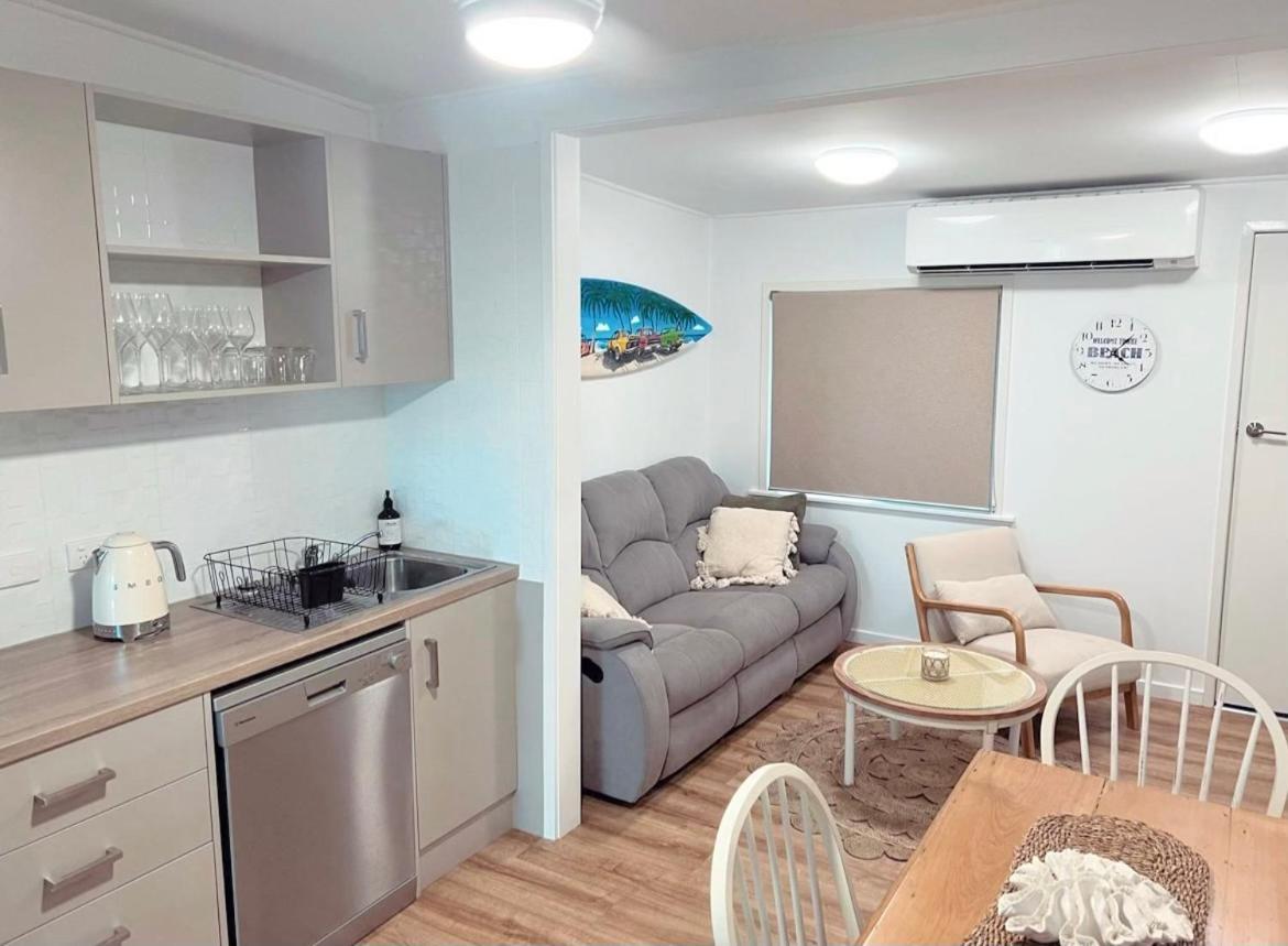 The Luv Shack At The Beach 옙푼 외부 사진